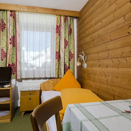 Garni Ferwall Guest house Galtuer