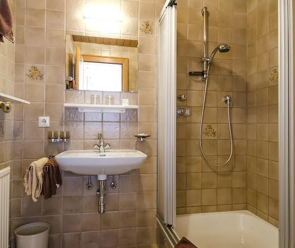 Gasthuis Garni Ferwall 3*